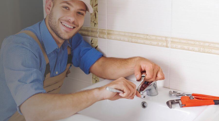 Local water heater installation in Forrest, IL